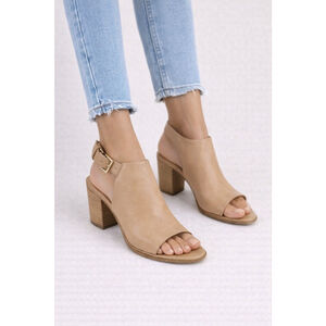 Eileen Fisher Tan Leather Slingback Block Heel Sandals 3.25” Women’s 8.5